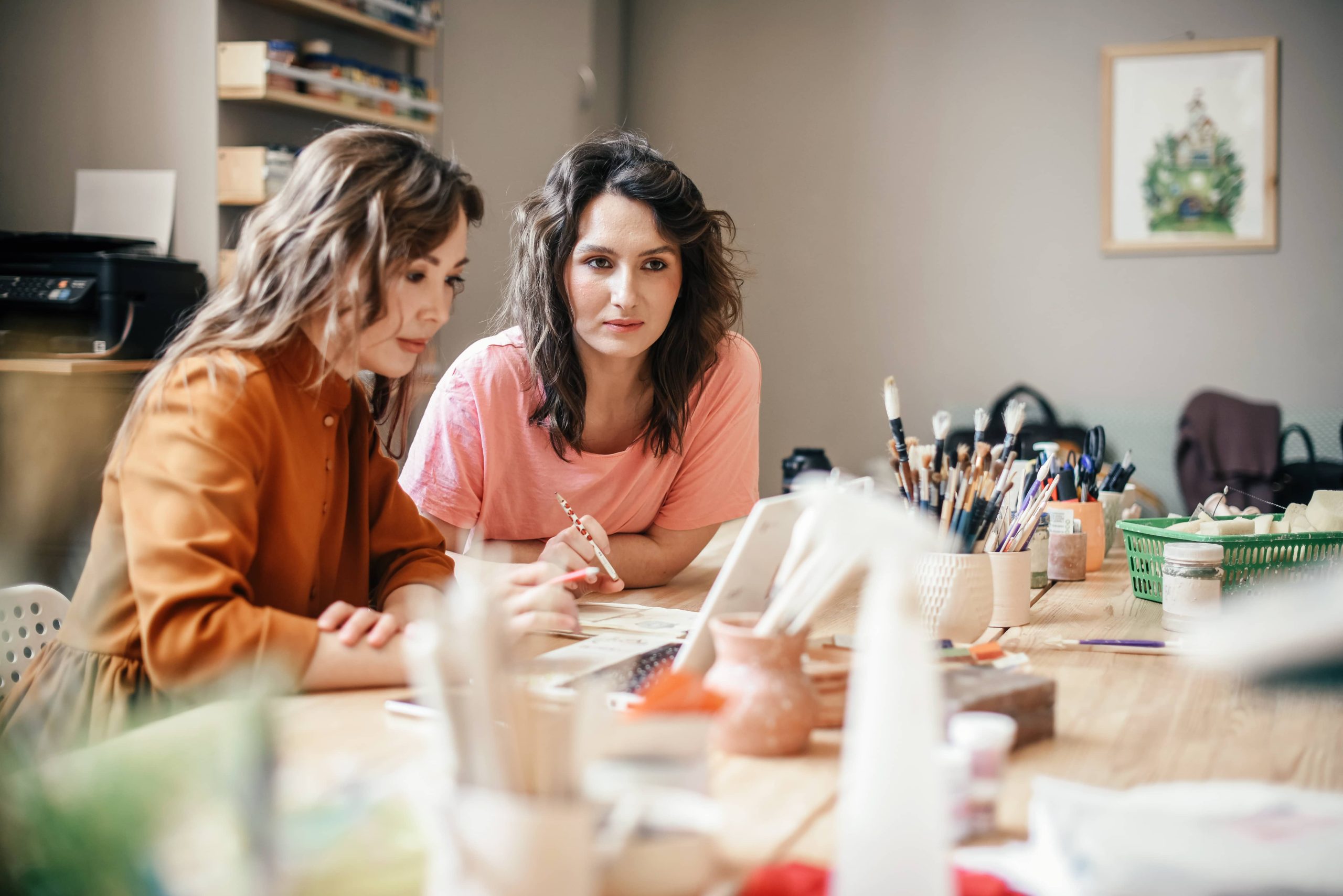 Bauen Sie ein DIY-Kopfteil aus Paletten