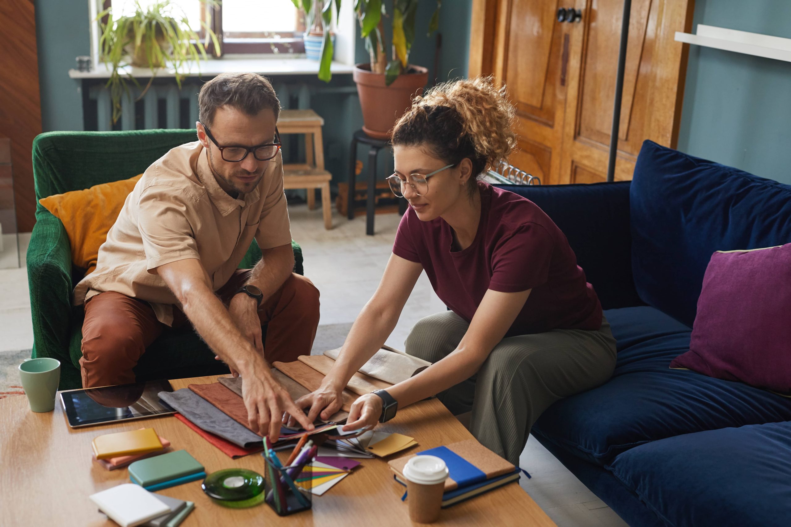 Das Aufräumen Ihres Home Offices steigert die Produktivität